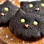 Black Cat Sugar Cookies with Royal Icing - featured image